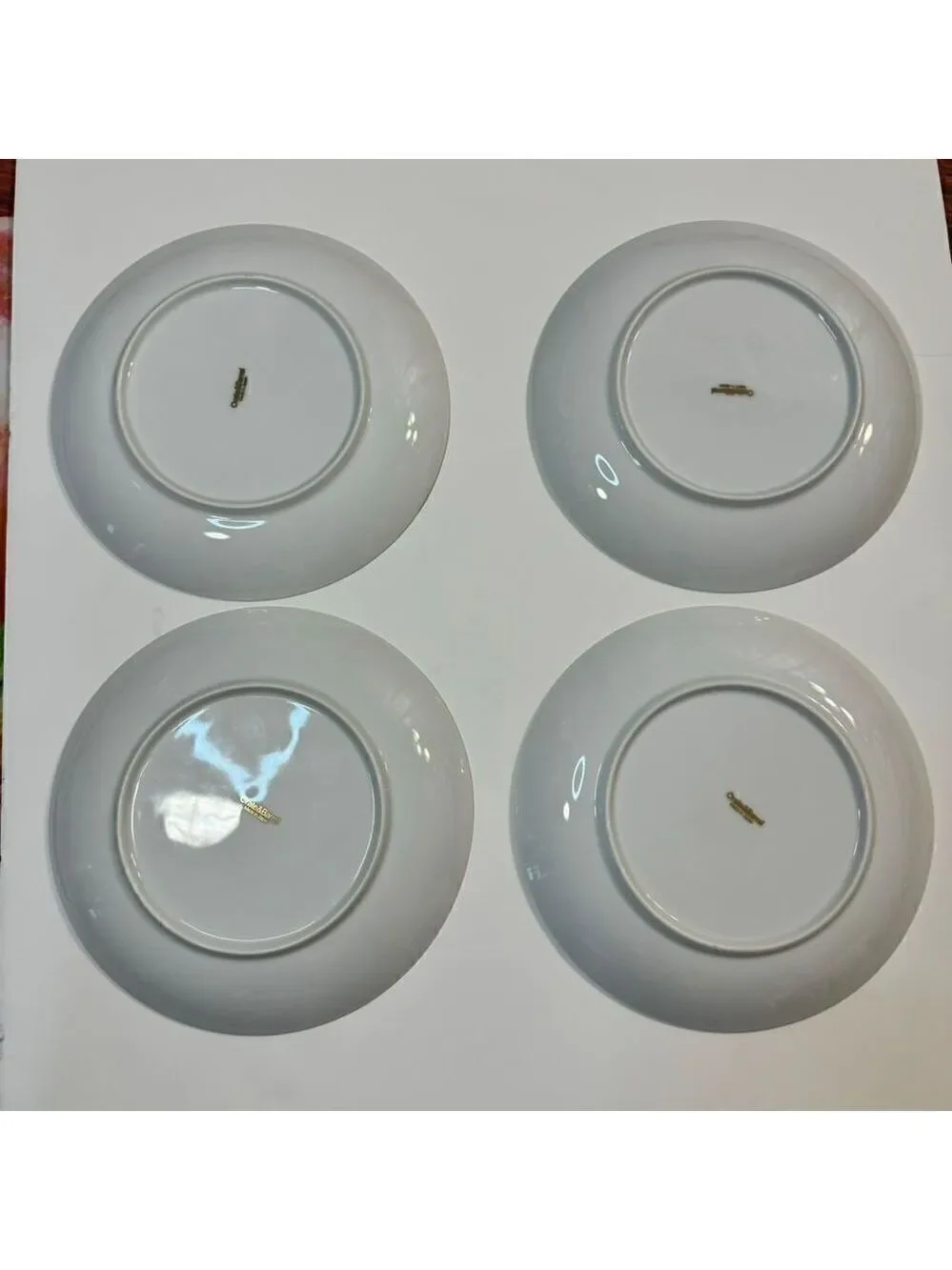 Crate & Barrel Gold Fruit & Leaves Porcelain Salad Plate 8